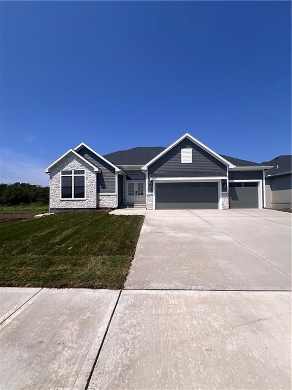 16268 Baxter Street — photo