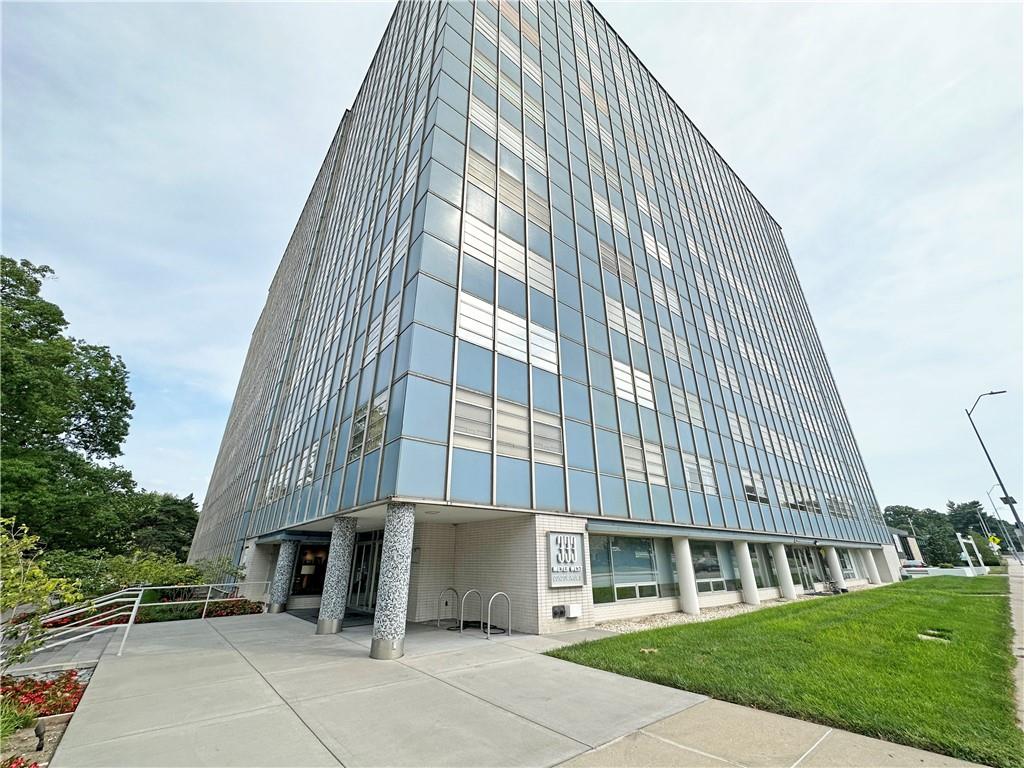 333 W Meyer Boulevard 312 — photo