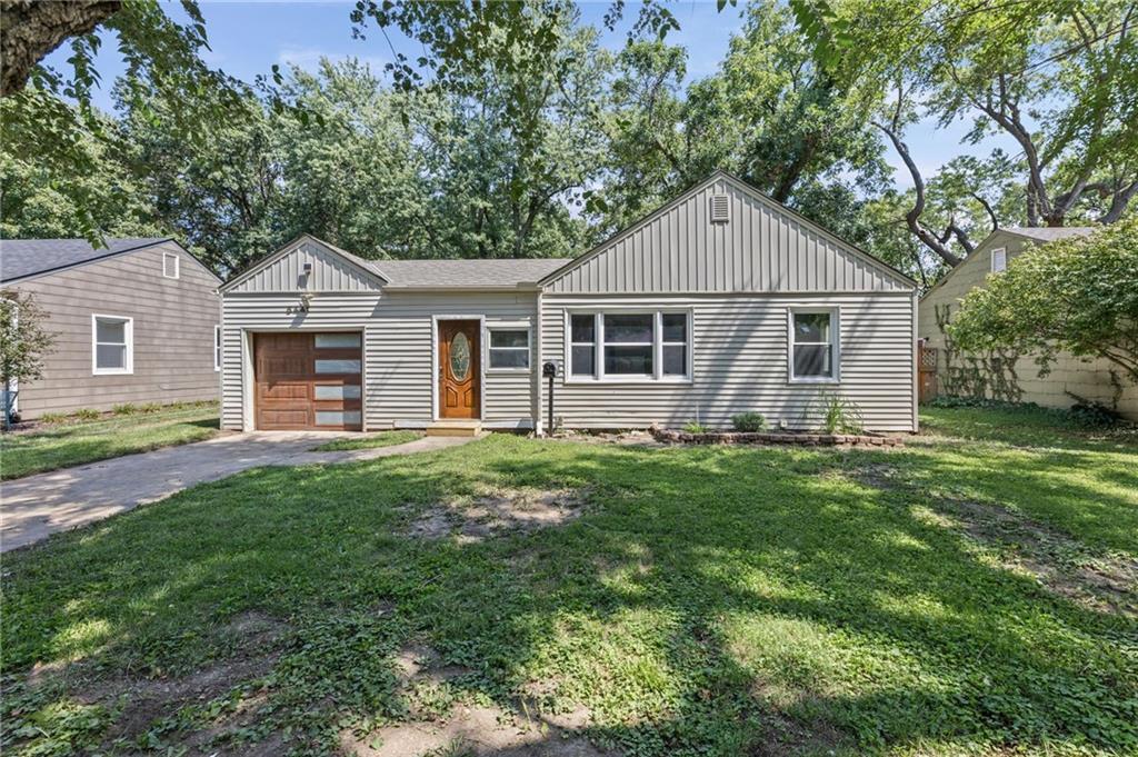 5441 Cedar Street — photo