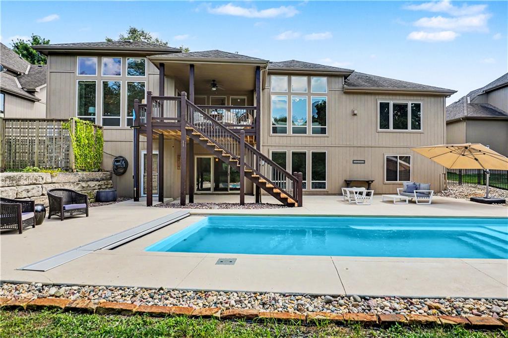 1616 NE Daltons Ridge Drive — photo