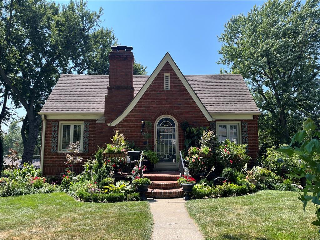 904 Ashland Court — photo