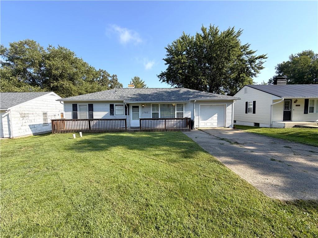 1703 Rosewood Lane — photo