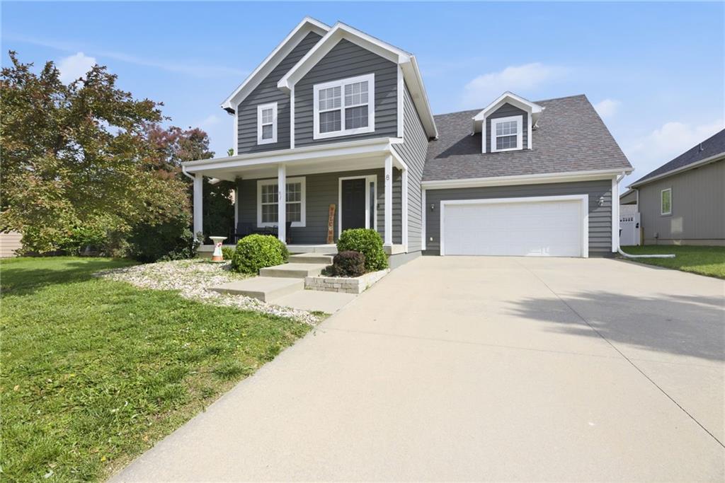 8 Westwood Circle — photo