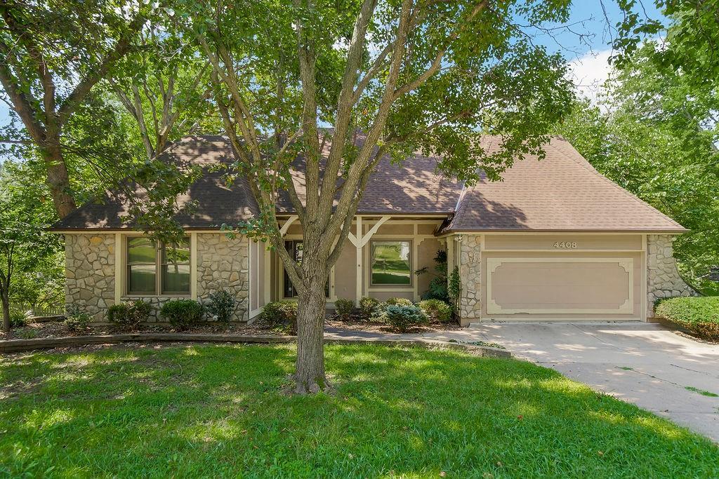 4408 NW Normandy Lane — photo