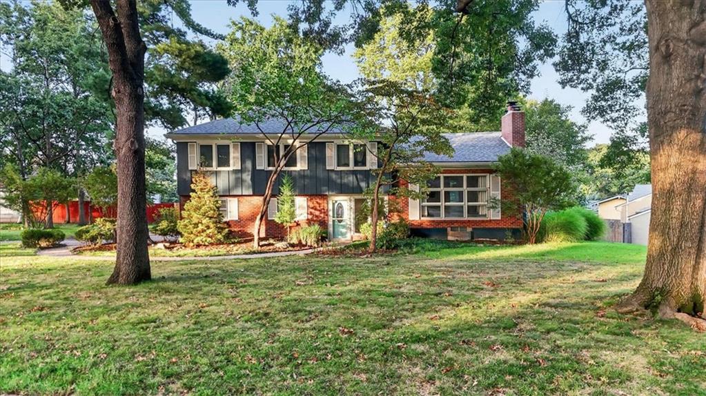 6324 Robin Hood Drive — photo