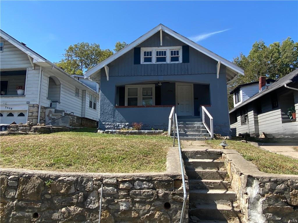 2906 Bales Avenue — photo