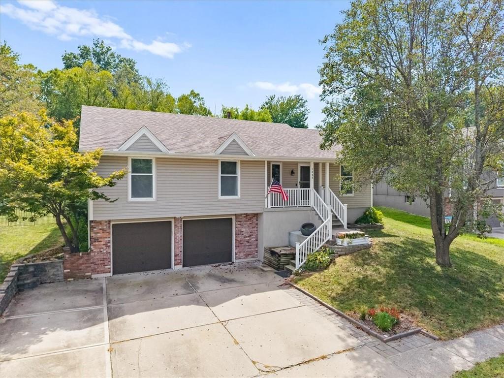 1206 SW Eastman Court — photo
