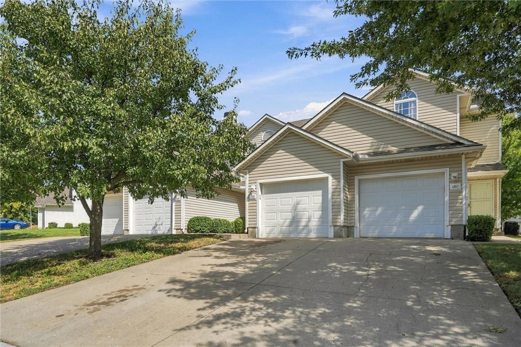 1315 SE Broadway Circle — photo