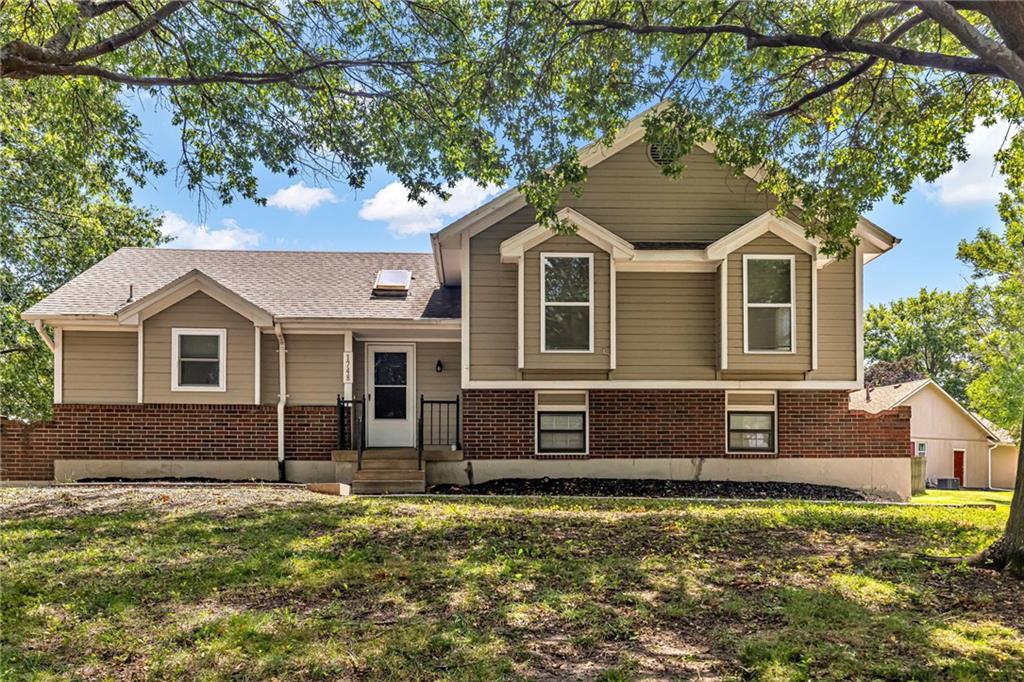 1748 SE Silkwood Court — photo