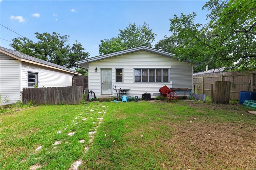 6711 Windsong Drive — photo