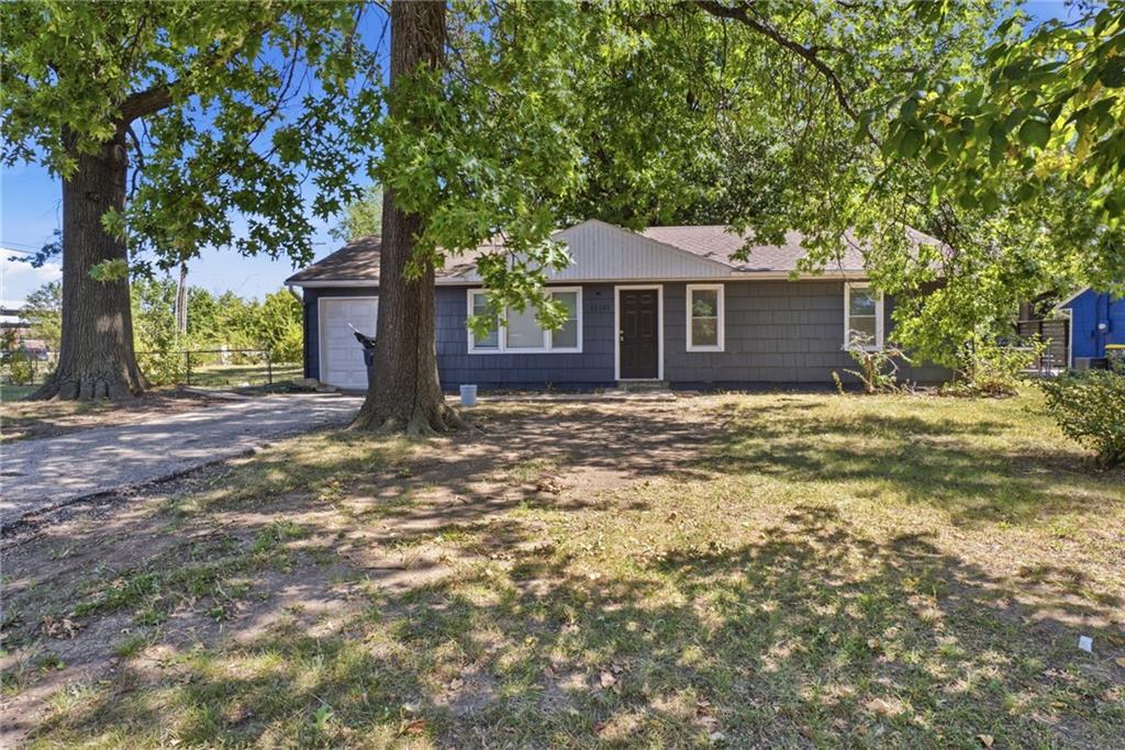 11101 Winchester Avenue — photo