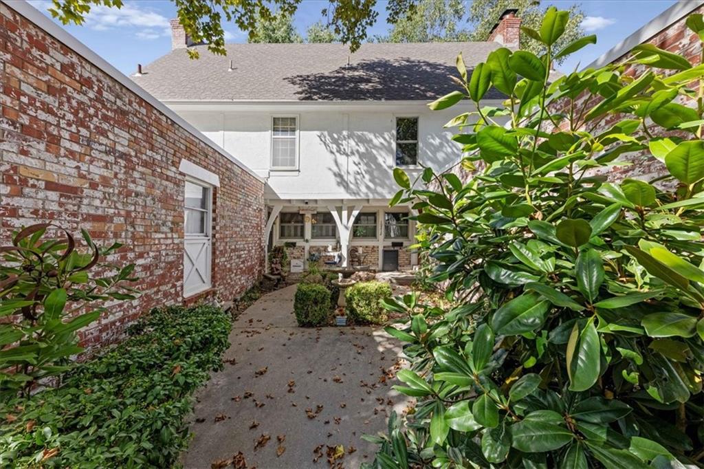 10214 Conser Street — photo