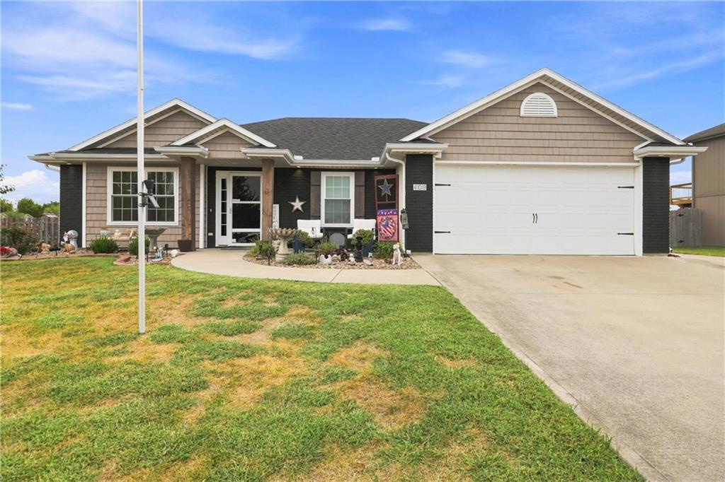 409 SW Cross Creek Drive — photo