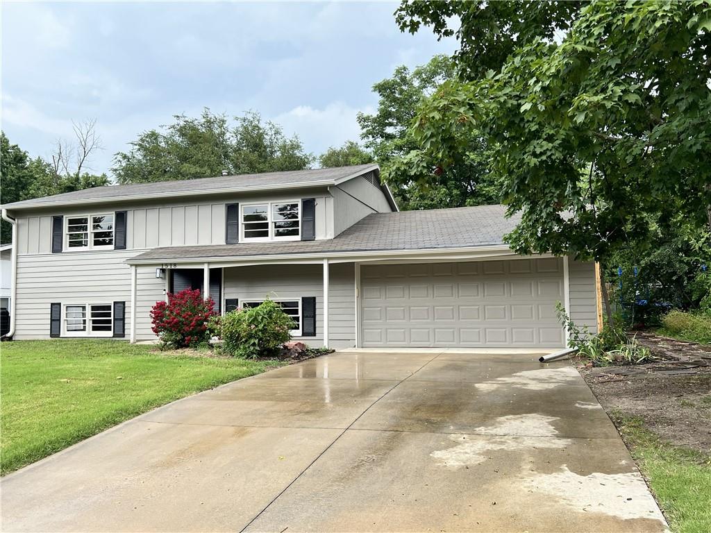 1518 Davis Road — photo
