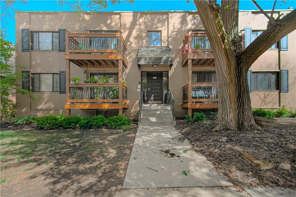 4529 Holly Street #102 — photo
