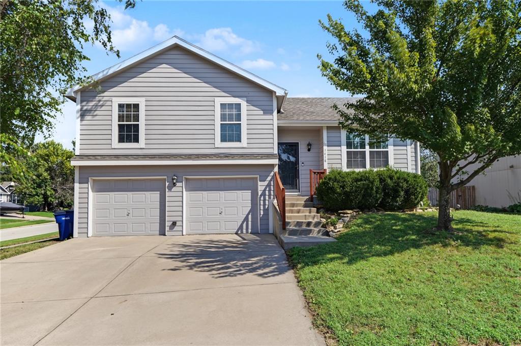 1418 Redwood Drive — photo