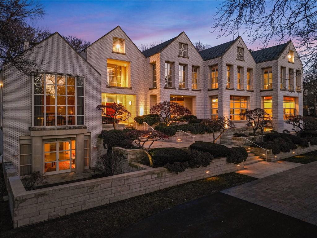 5801 Oakwood Road — photo