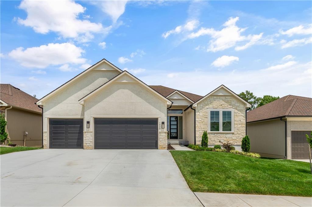 1528 NE Park Springs Terrace — photo