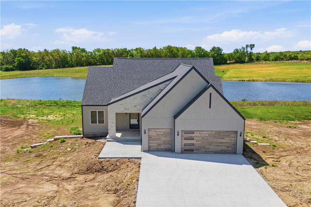 16055 W Eisenhower Road — photo