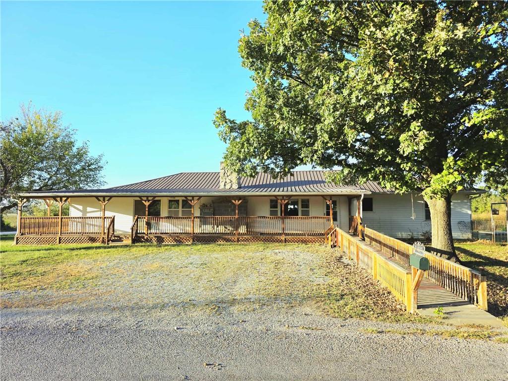 15518 E 850 Road — photo
