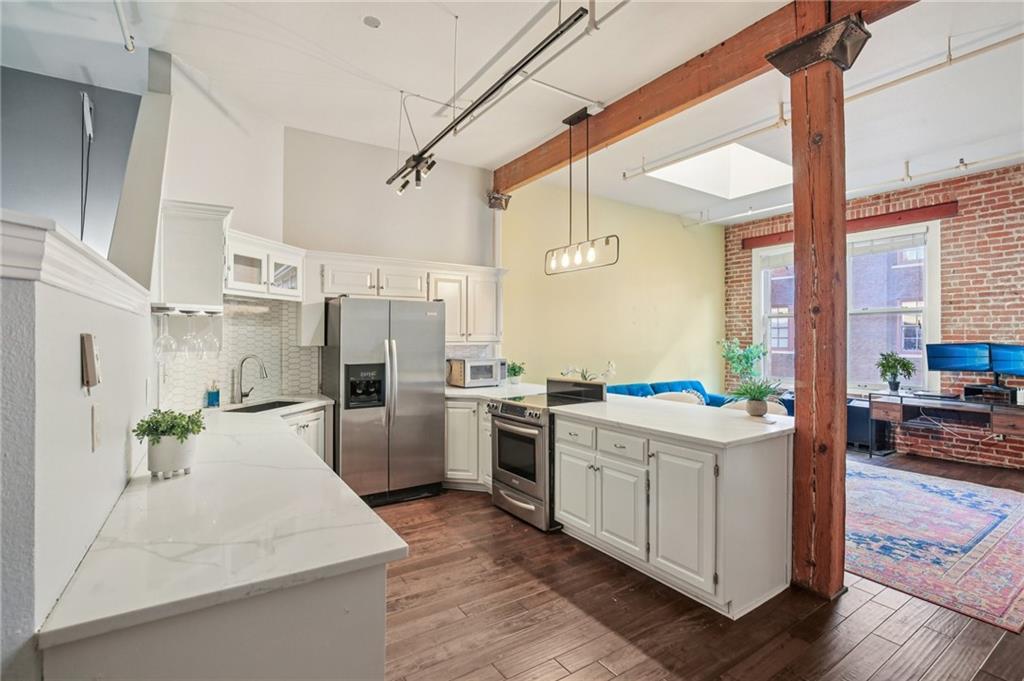 308 W 8th Street 509 — photo