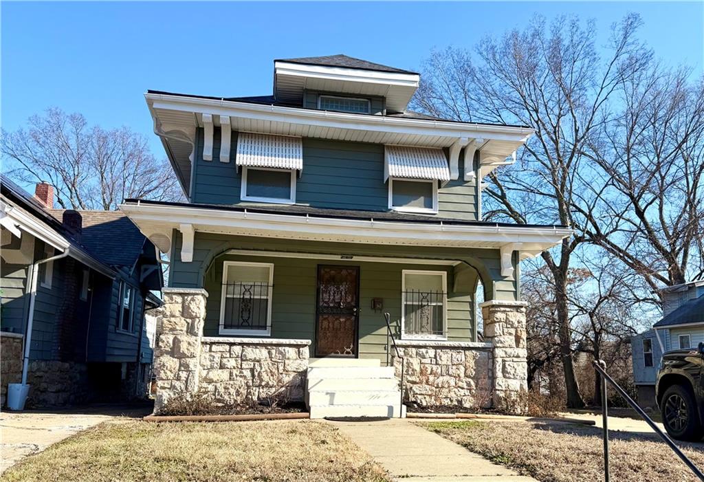 3811 College Avenue — photo