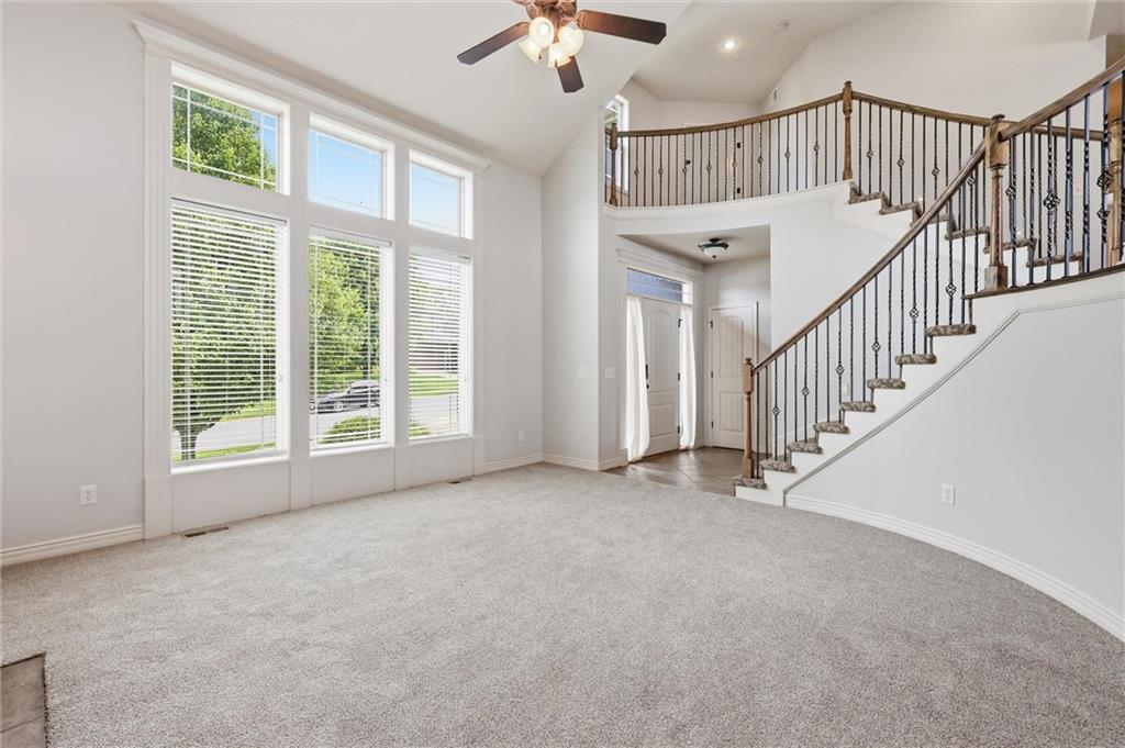 1217 Hampton Drive, Raymore, MO 64083 — photo 3