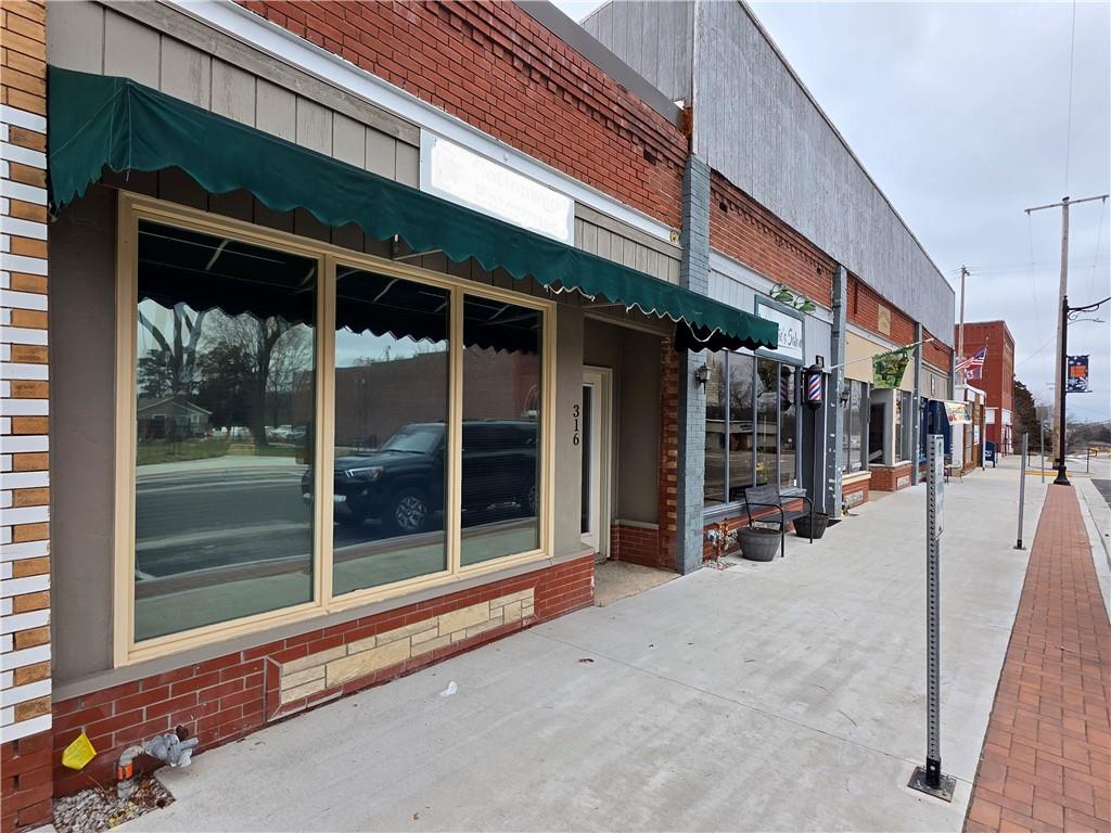 316 E Nelson Street — photo