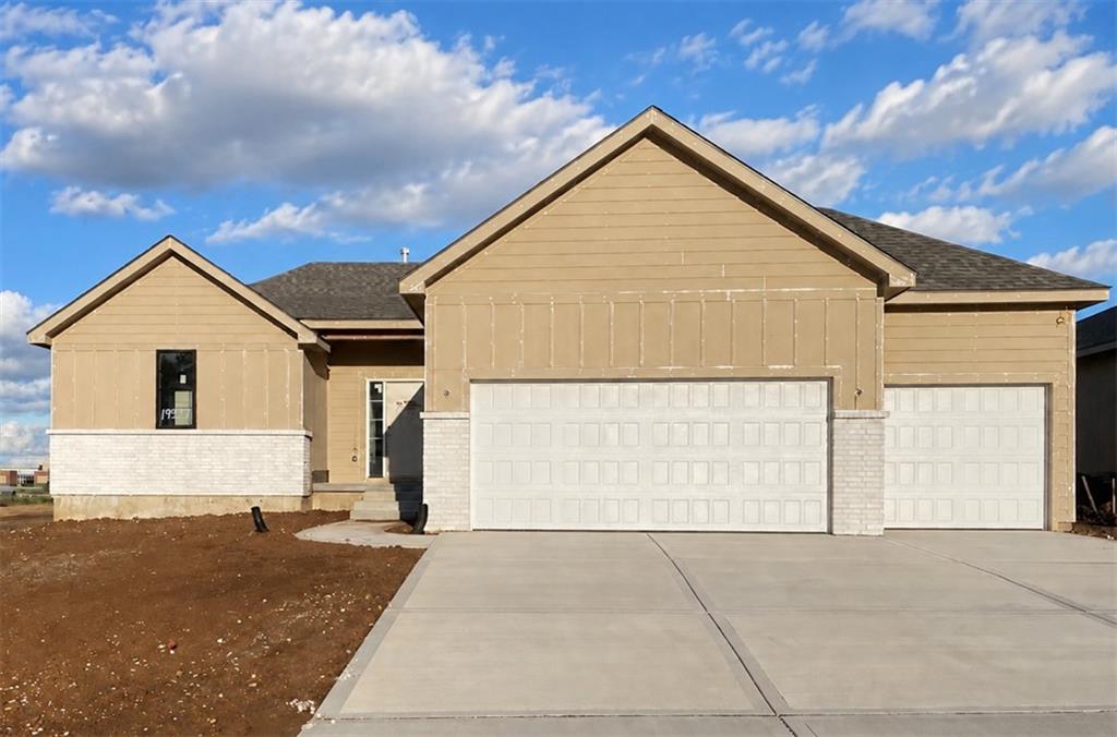 19317 Skyview Lane — photo
