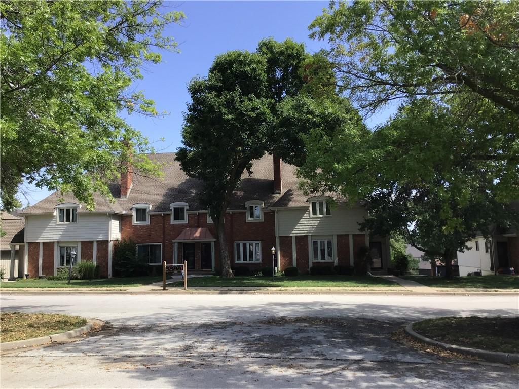 8395 NW Waukomis Drive — photo