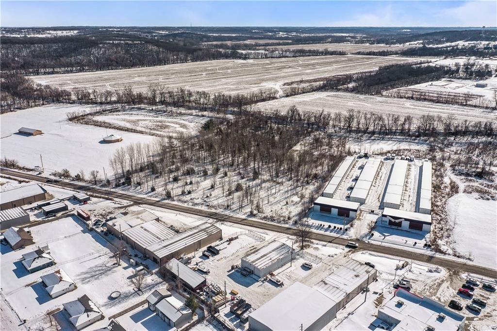 211 SE Old US 40 Highway — photo