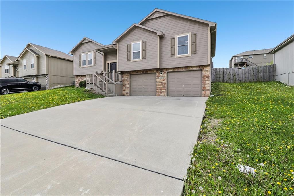 1307 NW Hilltop Lane — photo