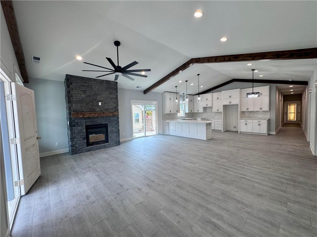 8675 Eagle Creek Drive — photo