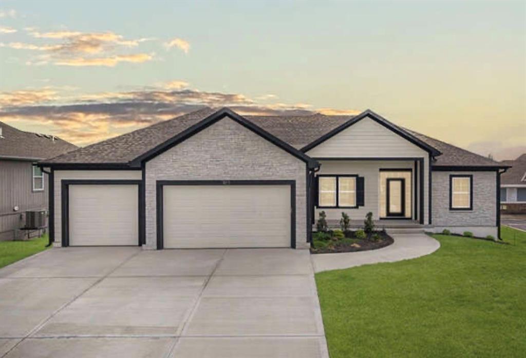 2211 Prairie Creek Drive — photo