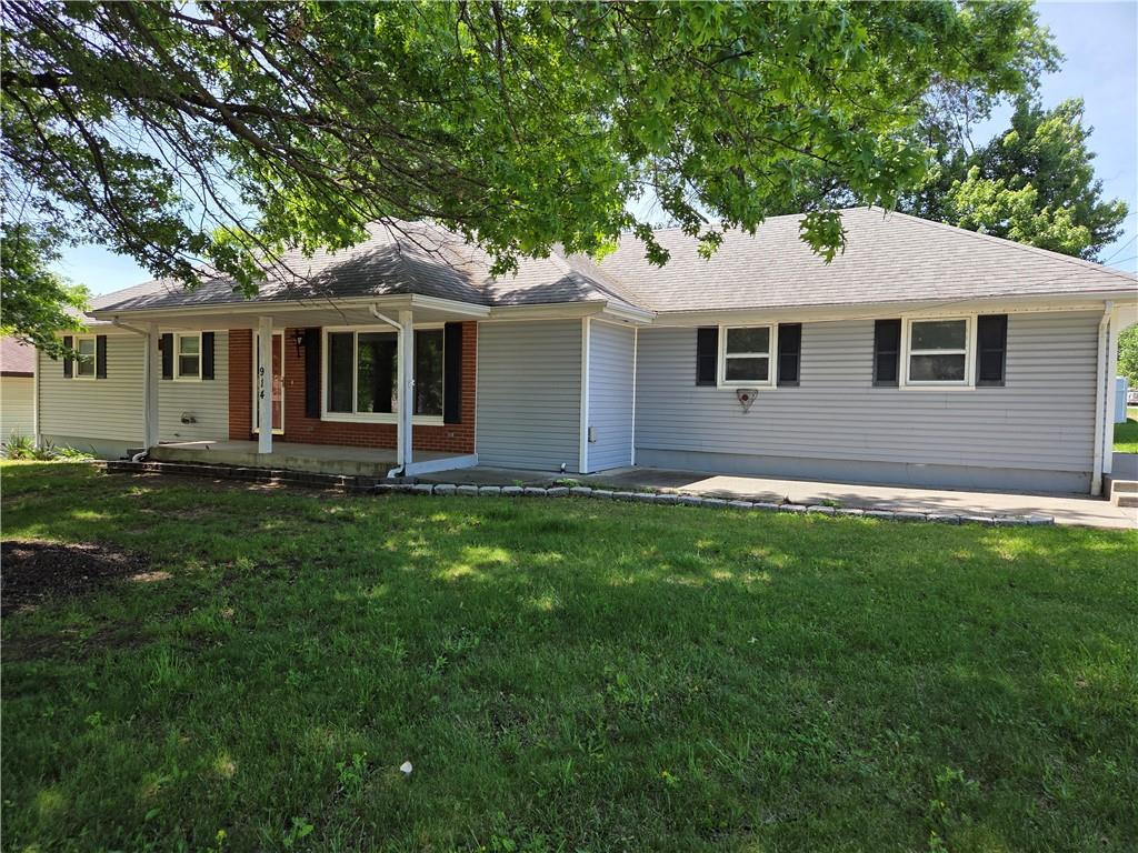 914 Fairlane Drive — photo