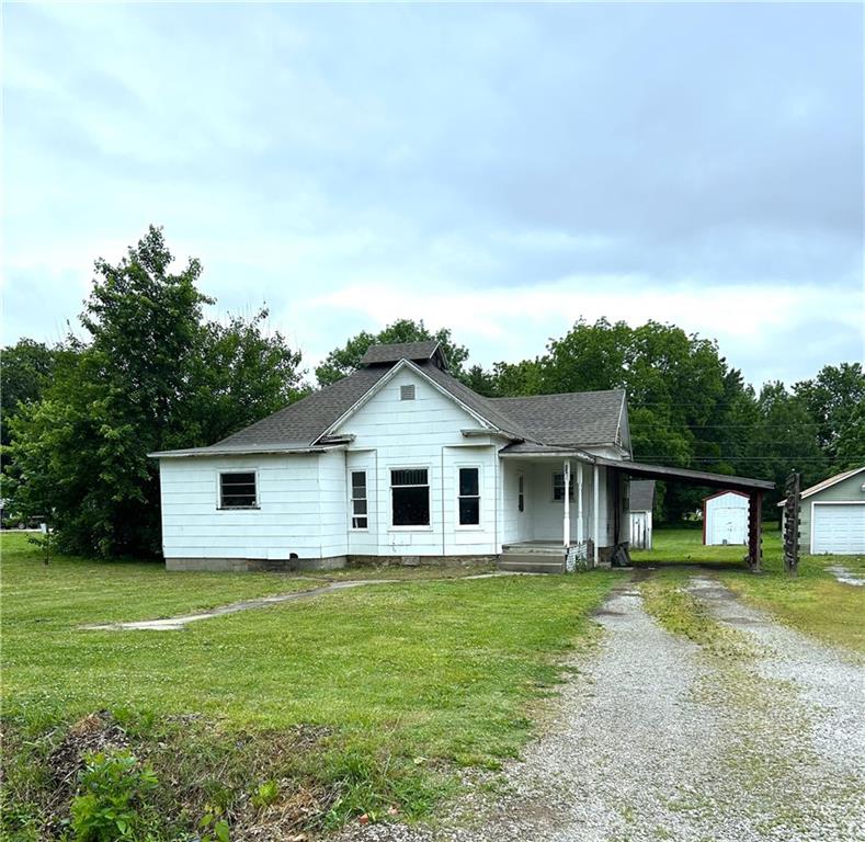 203 E Maple Street, Liberal, MO 64762 — photo 2