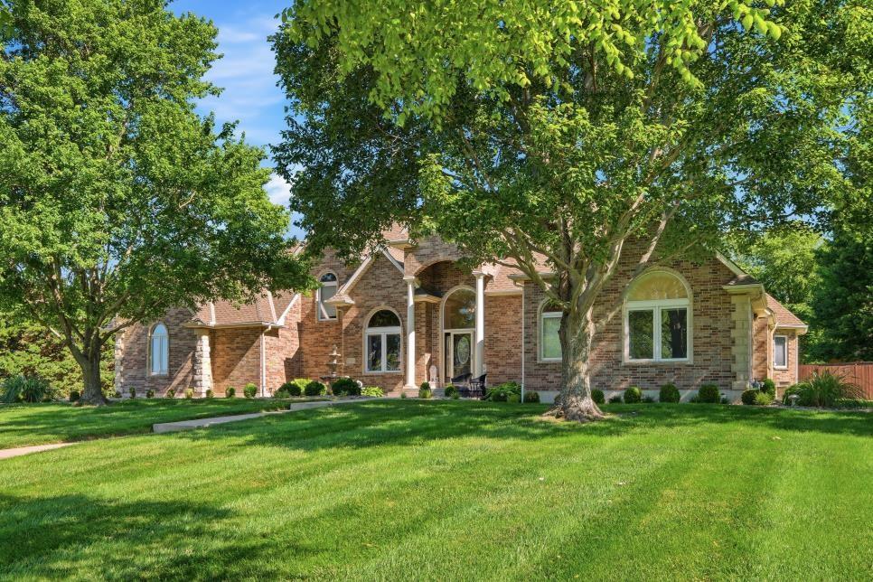 15586 Cedar Lane — photo