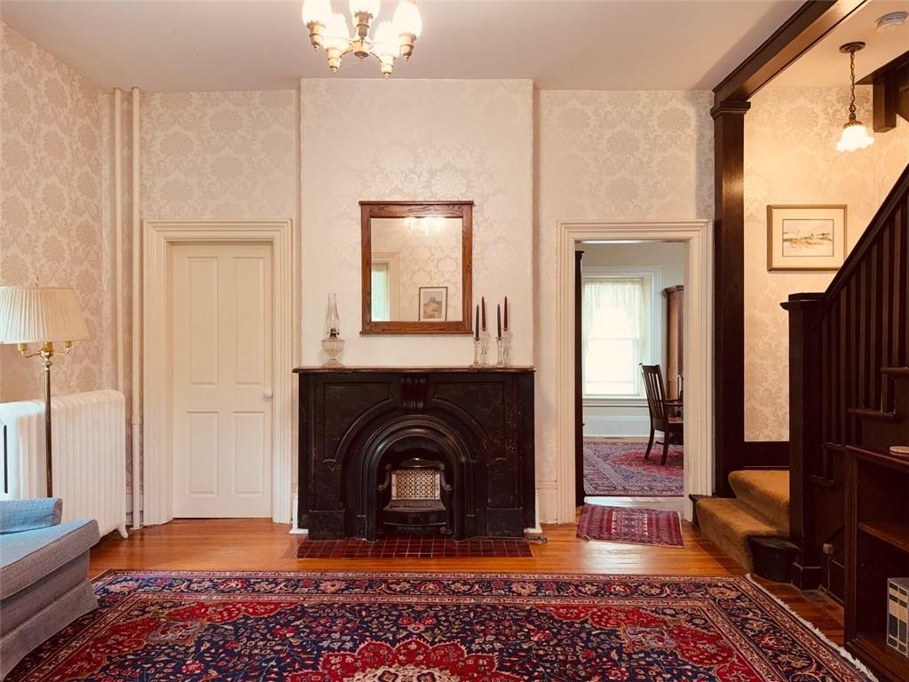 646 Louisiana Street — photo