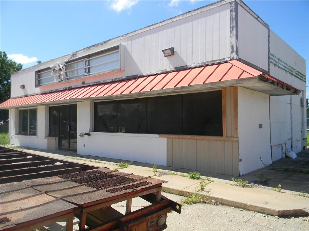 201 W Mary Street — photo
