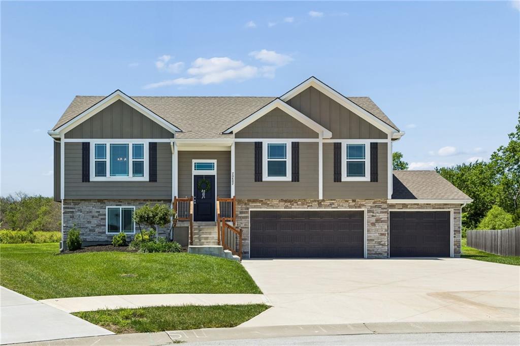 20602 Copper Creek Drive — photo