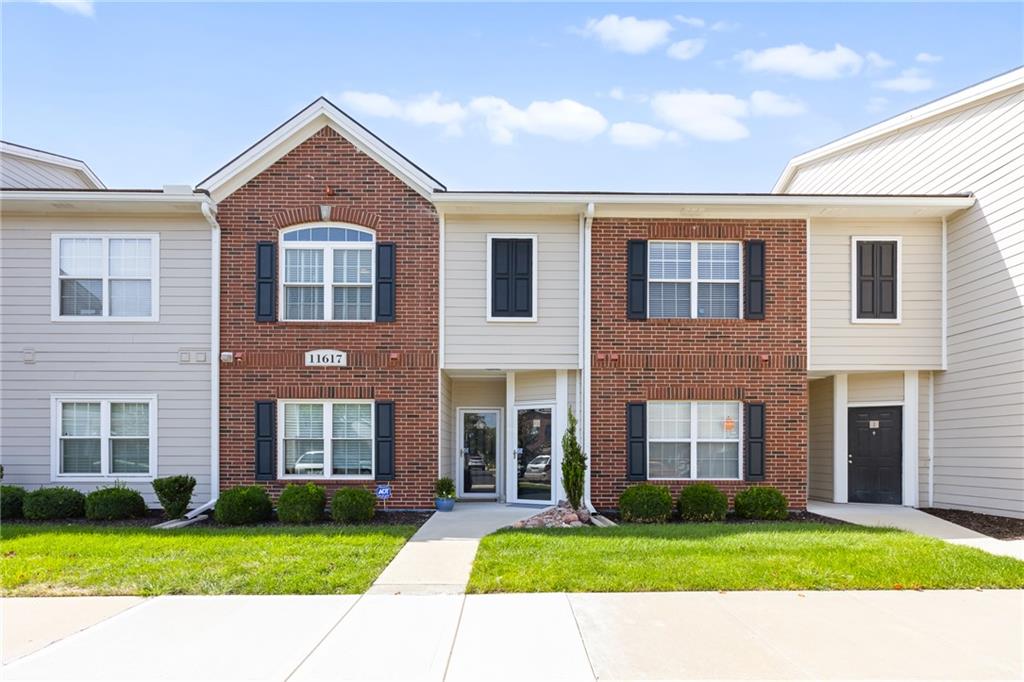 11617G Tomahawk Creek Parkway G — photo