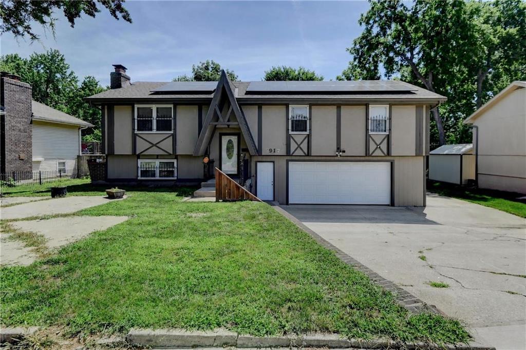 7917 N Troost Avenue — photo