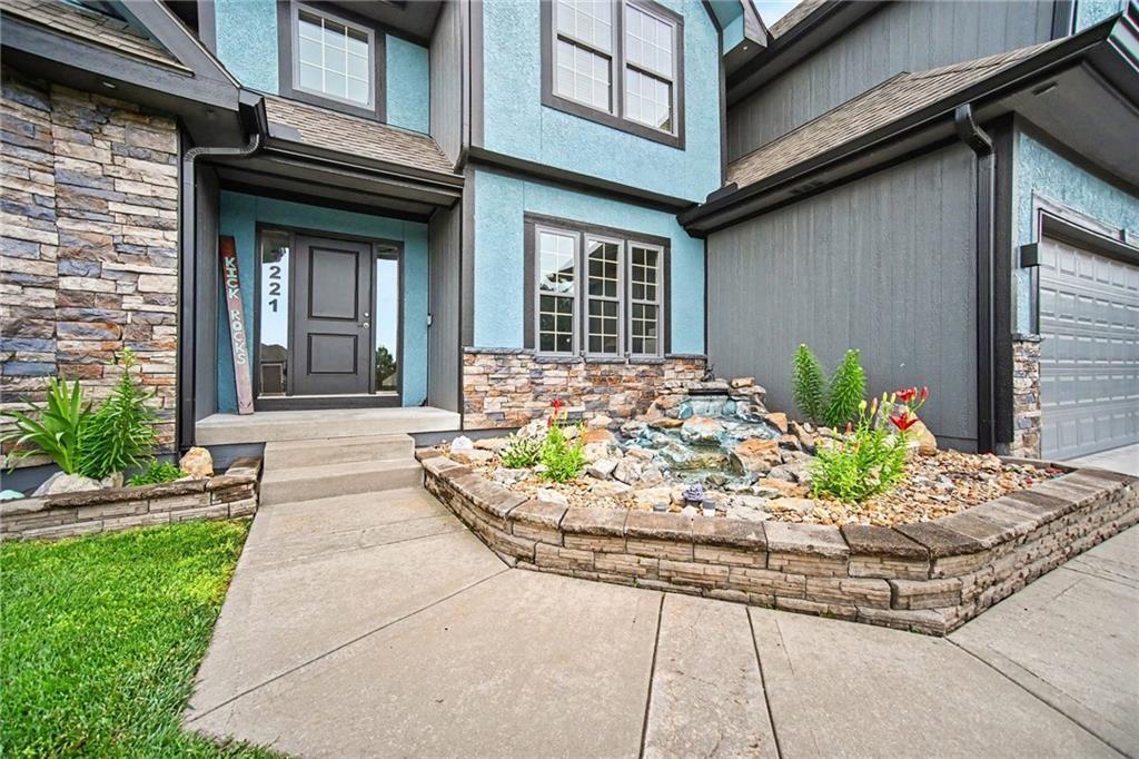 3221 S Mize Ridge Court — photo