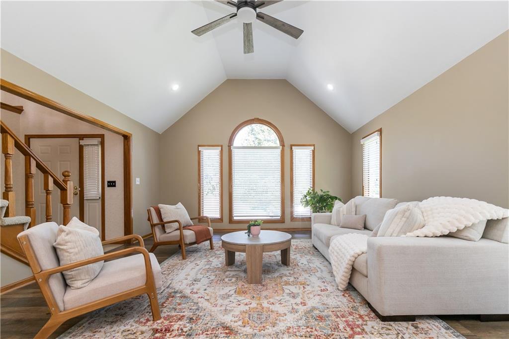 1306 SW Stonecreek Drive — photo