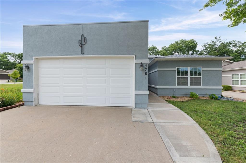 2701 NE Sonora Valley Drive — photo