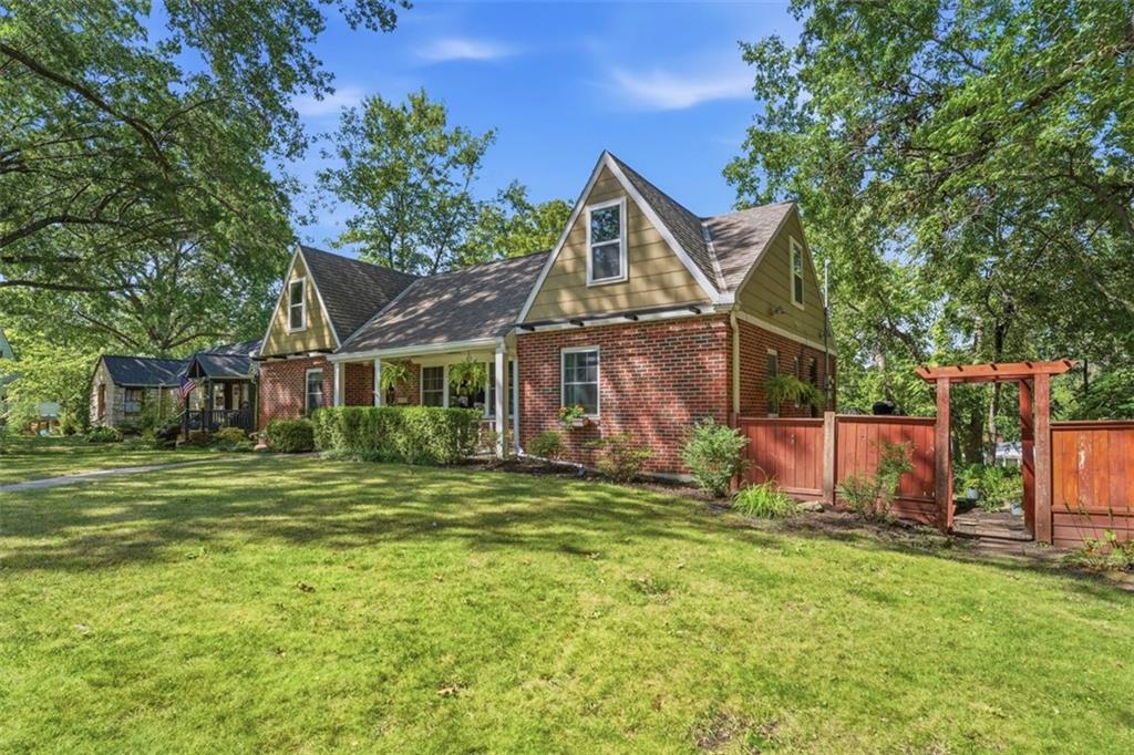 928 E Drumm Circle, Independence, MO 64055 — photo 2