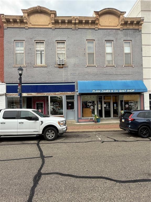 504 Delaware Street — photo