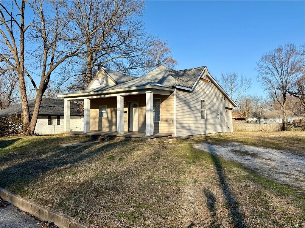 221 N Clay Street — photo