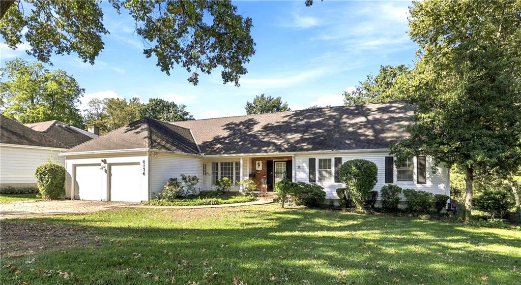 8136 Outlook Lane — photo