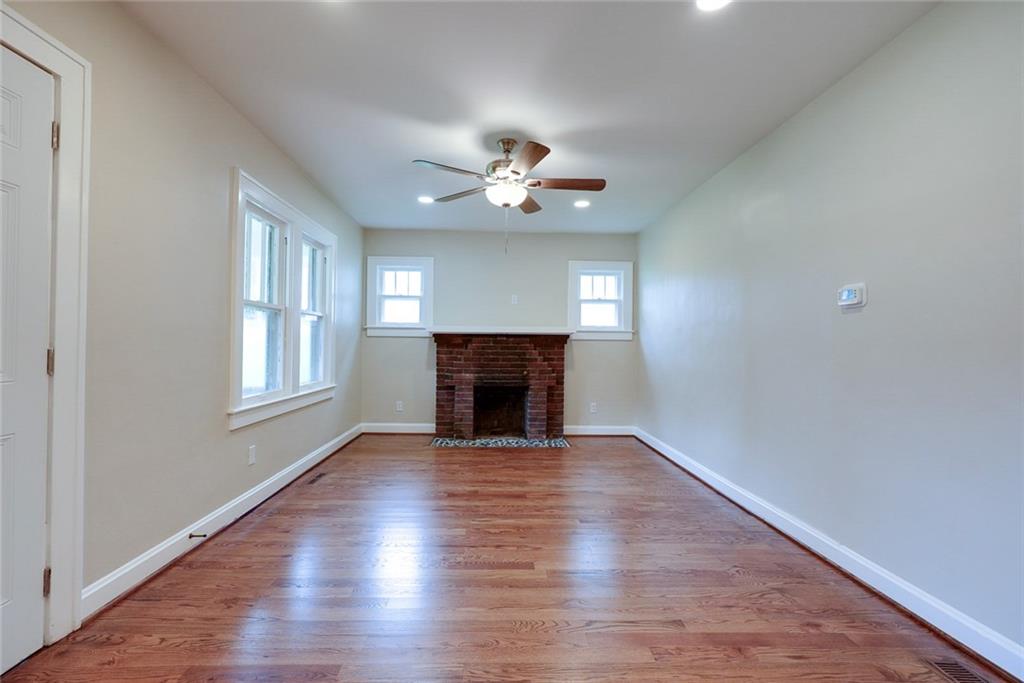 714 E Gudgell Avenue, Independence, MO 64055 — photo 3